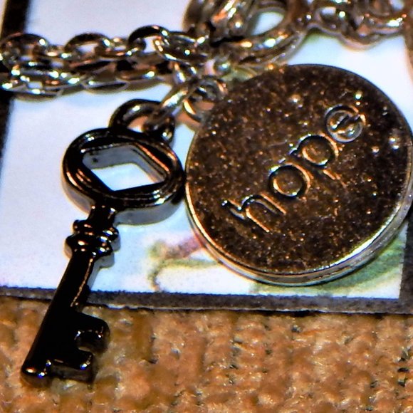 Be Free Spirited Love Life Be Brave Charm Necklace - Picture 6 of 9